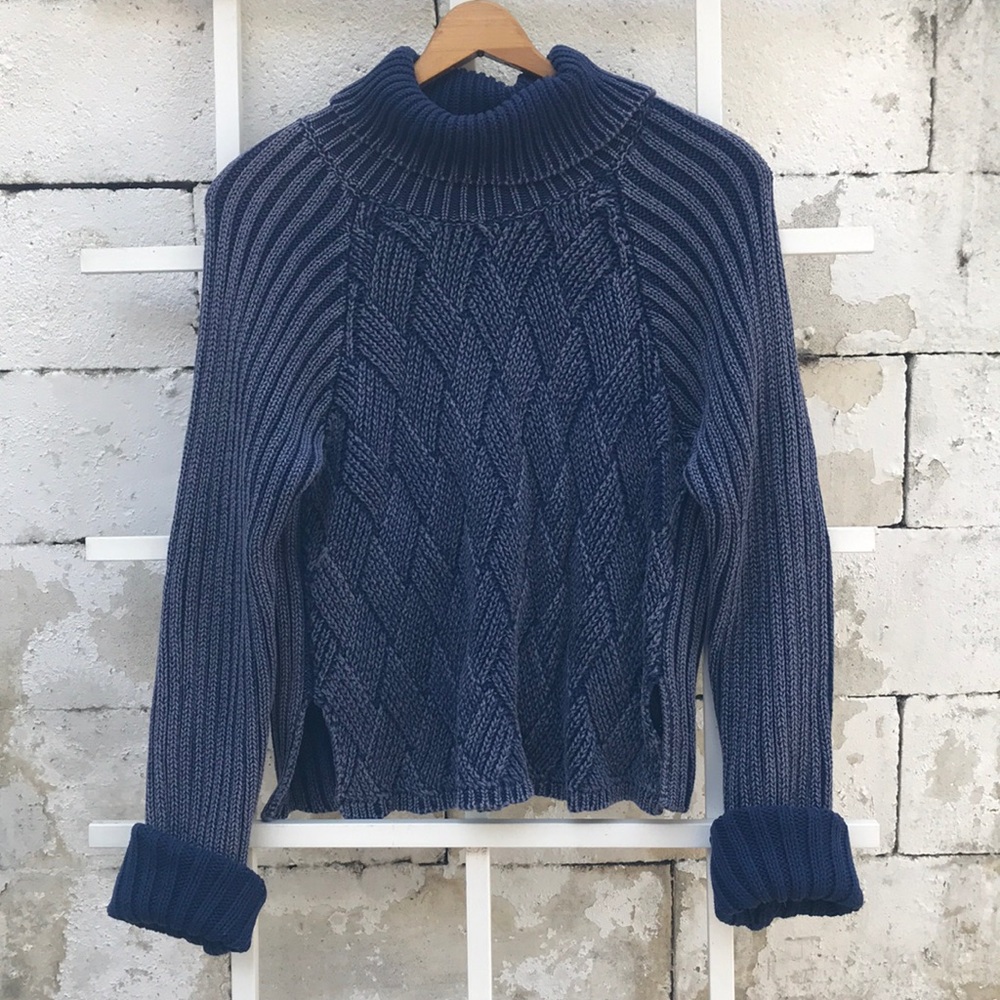 RVCA Crop Navy Cable-knit Turtleneck. Never worn